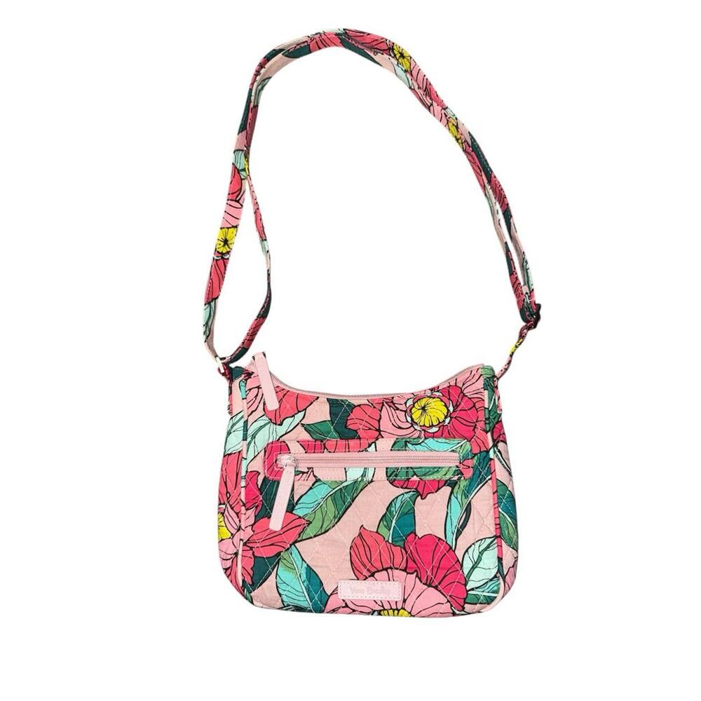 Vera Bradley‎ Quilted Crossbody Bag in a Vibrant Floral Print EUC